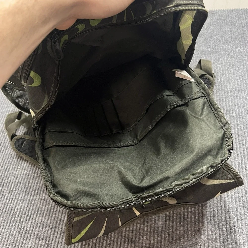 Nike Air Brasilia XL 9.5 Training Backpack Swoosh Logo Soccer XL 30L DM2367-355 - Picture 6 of 8